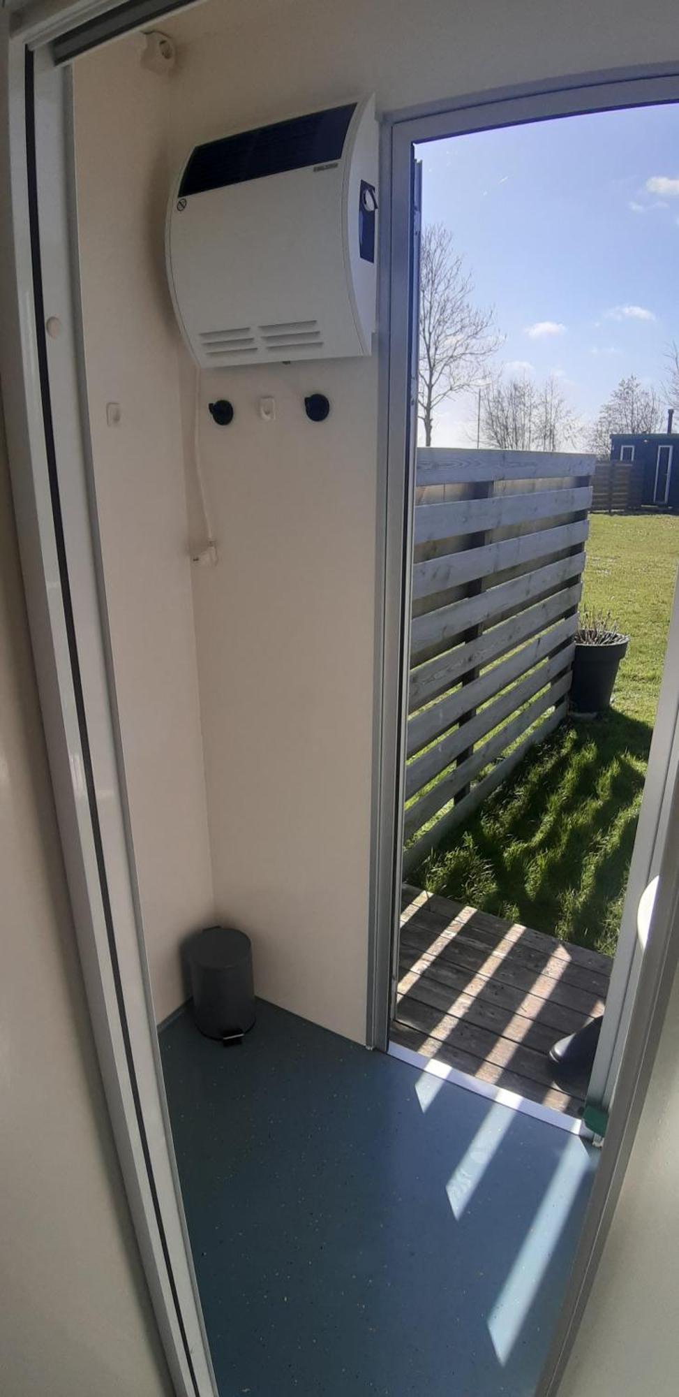 Camping De Tulpenweide Lege Kampeerplaats, Lege Plaats Op Het Gras Zonder Bed Breezand Екстериор снимка